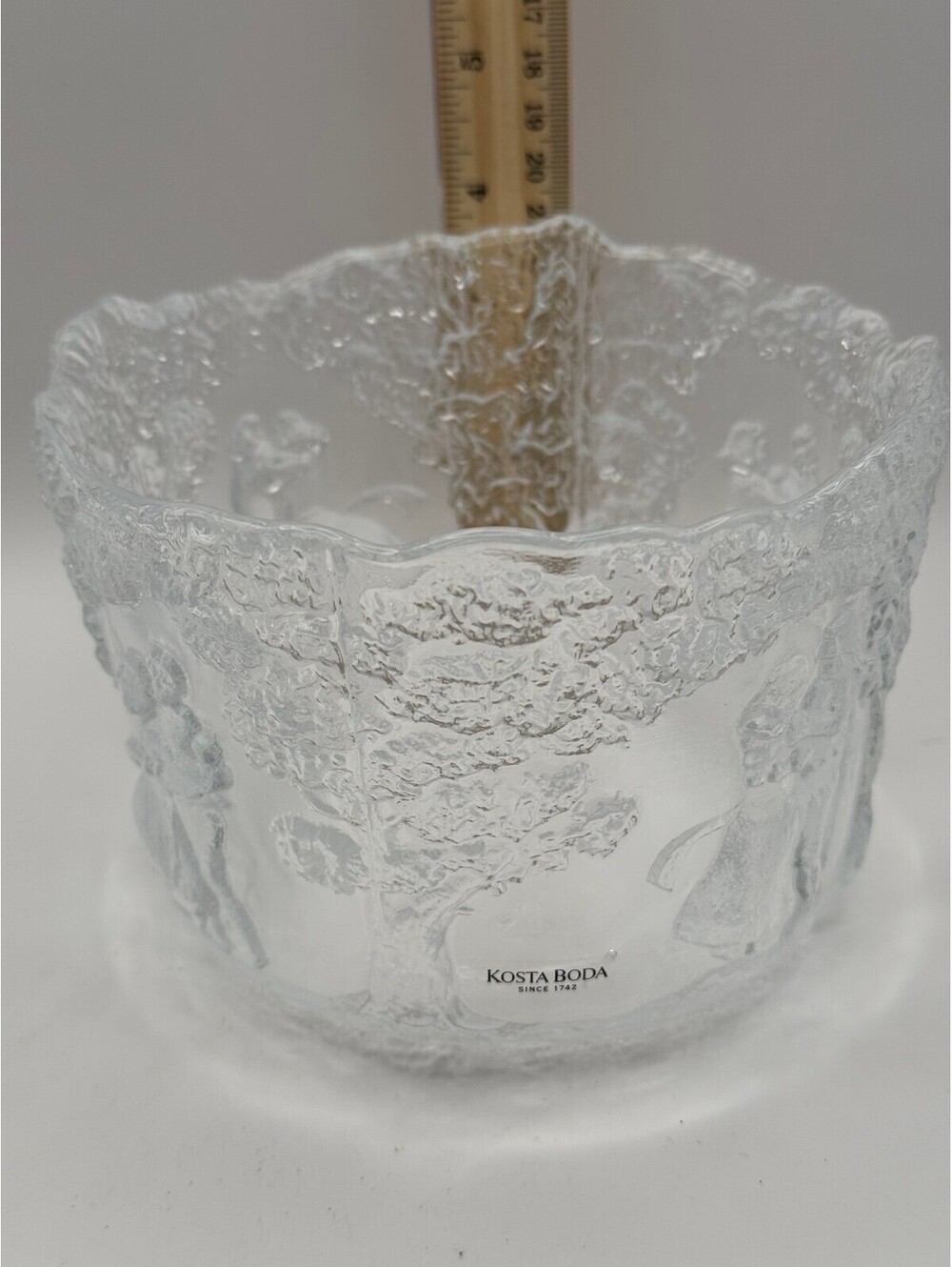 Kosta Boda Rhapsody Clear Art Glass Bowl Kjell Engman Swedish Wildlife Vintage